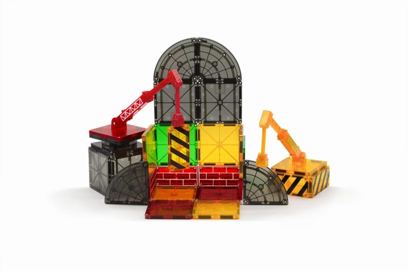 Magna-Tiles Magnetic Toy 32 piece Builder - Image 3