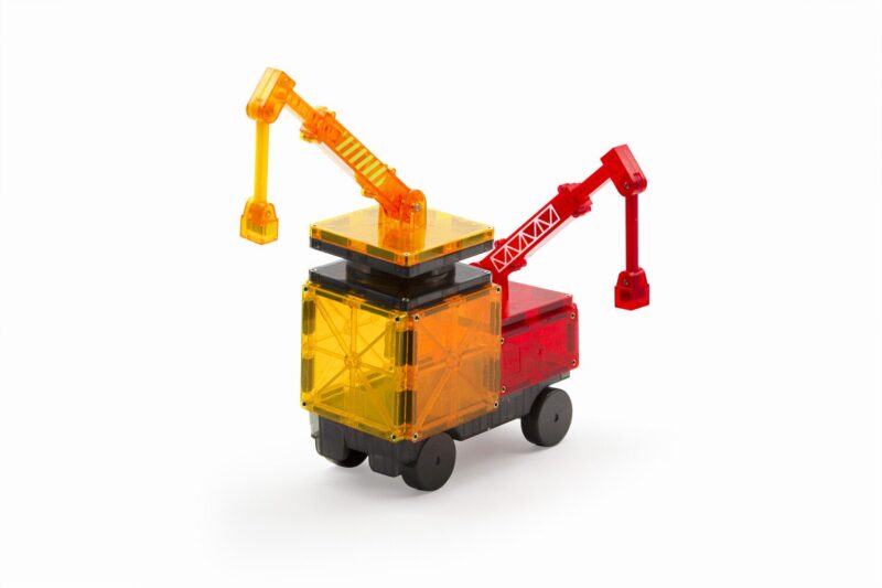 Magna-Tiles Magnetic Toy 32 piece Builder - Image 6
