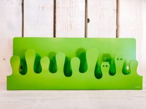 Wall Metal Hanger Worms by Roommate