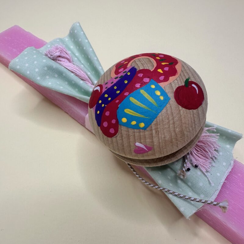 Wooden YoYo Cupcakes Easter Candle - Image 2