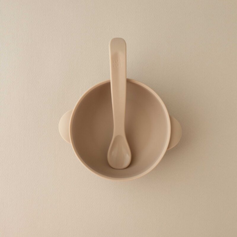 Silicone Bowl With Lid Nino Sand BY Nok Nok - Image 2